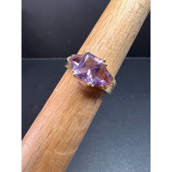 Vintage Ross-Simons 14K Yellow Gold Trillion Cut Amethyst 3 Stone Ring Size 7 - Picture 8 of 16